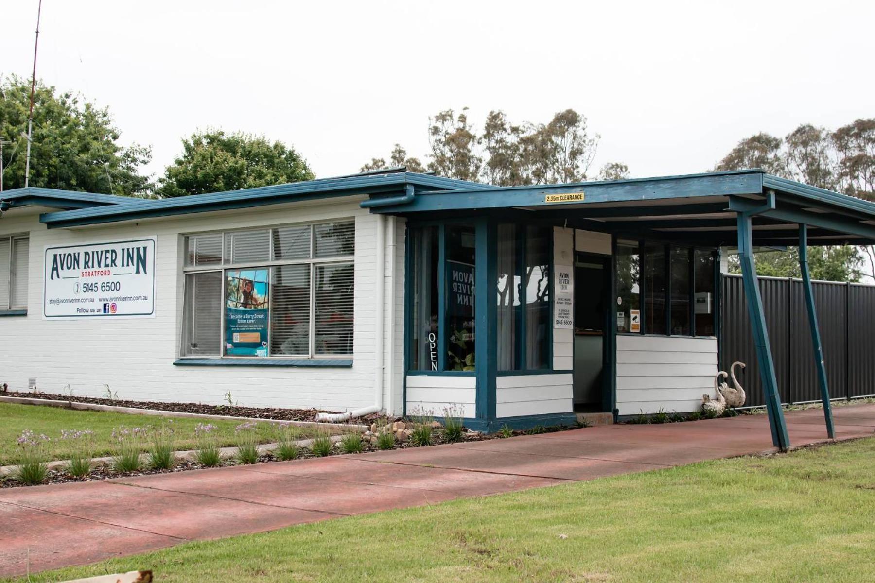 Avon River Inn Stratford Εξωτερικό φωτογραφία